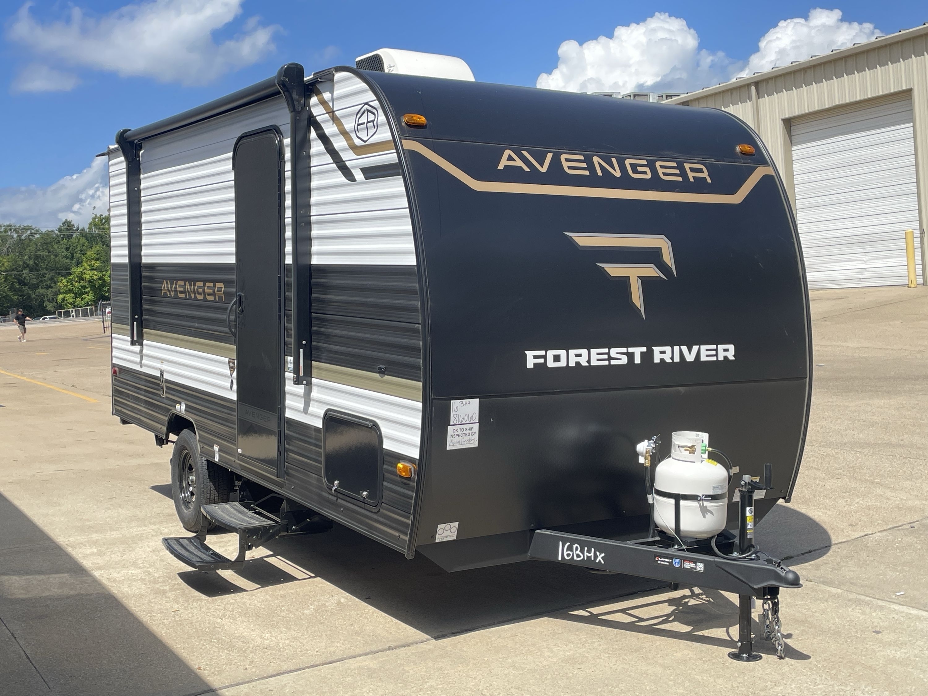 2027 Prime Time AVENGER 16BHX in tyler TX