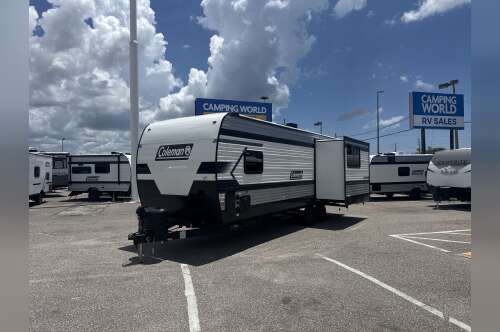2027 Keystone COLEMAN LANTERN 25REX in holiday FL