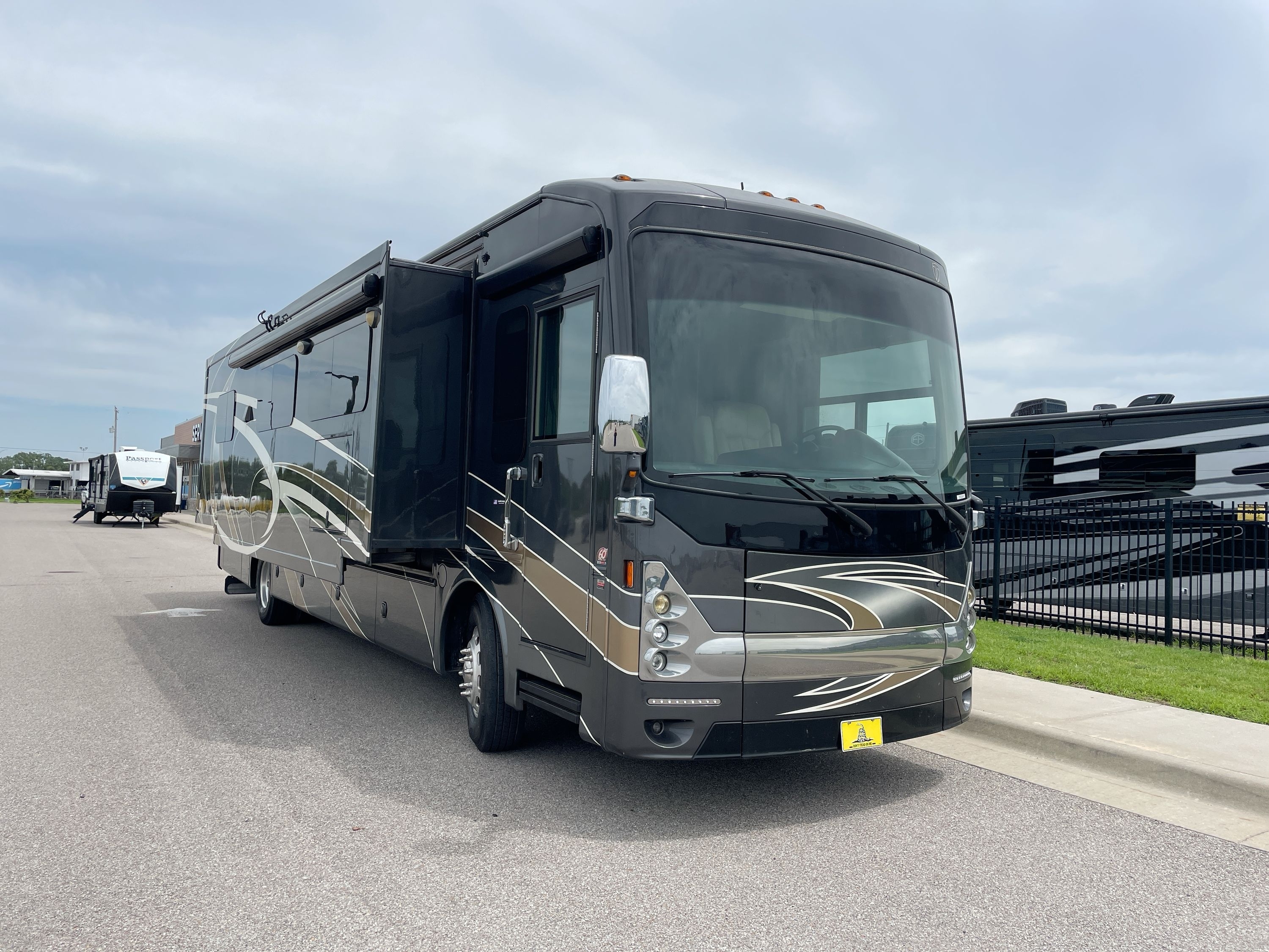 2014 Thor TUSCANY 40RX in wichita KS