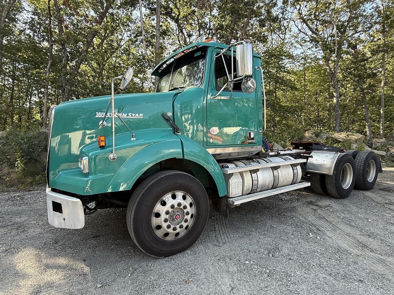 2016 WESTERN STAR CONVENTIONAL in Avon, MA