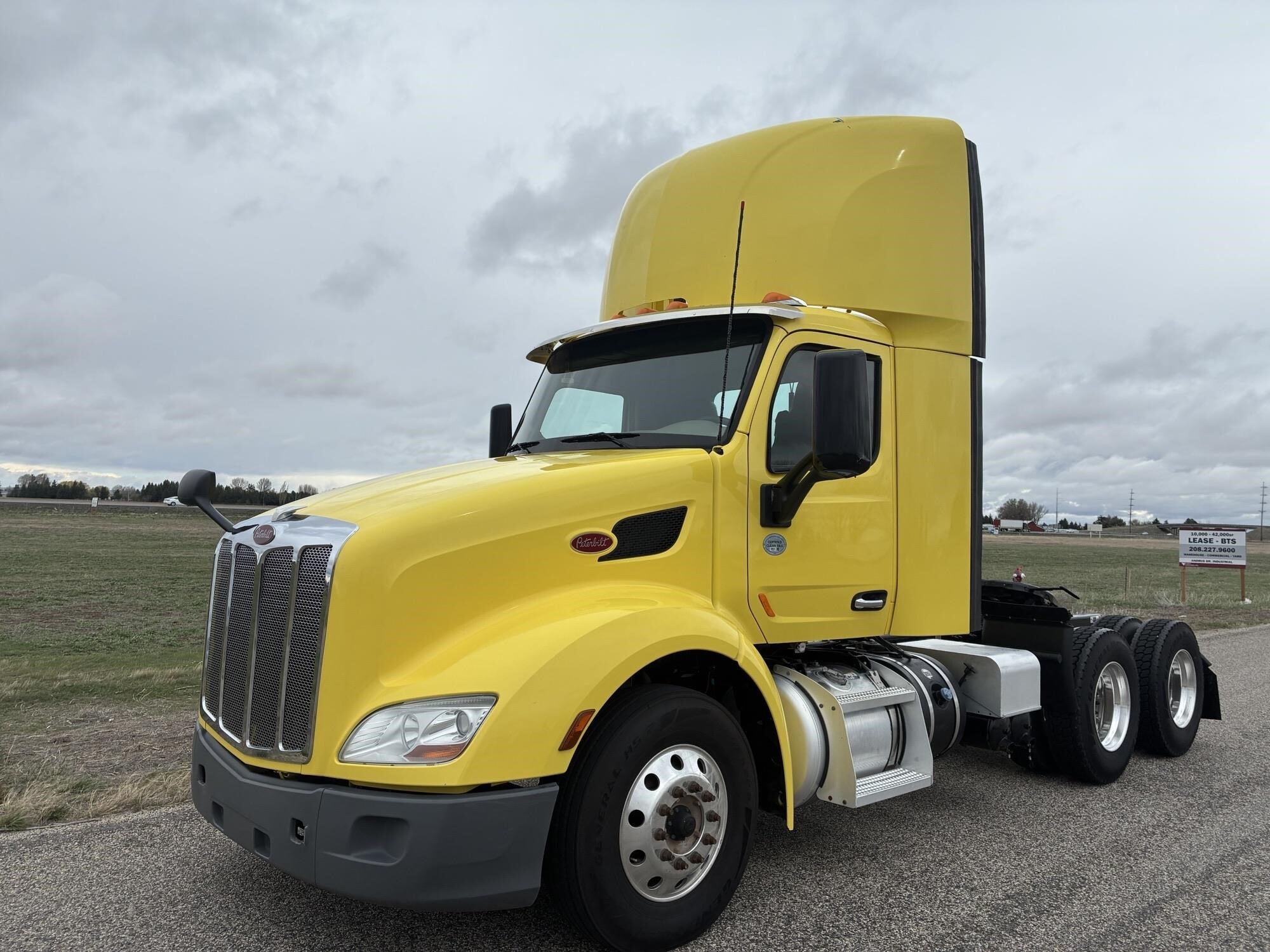 2021 PETERBILT 579 in Idaho Falls, ID