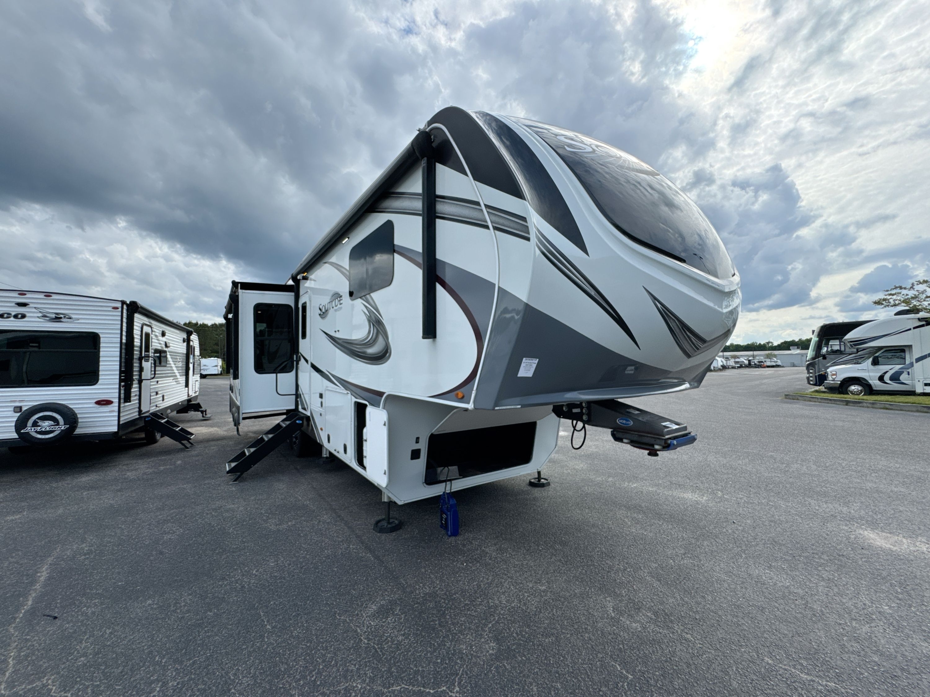 2022 Grand Design SOLITUDE 310GK RV