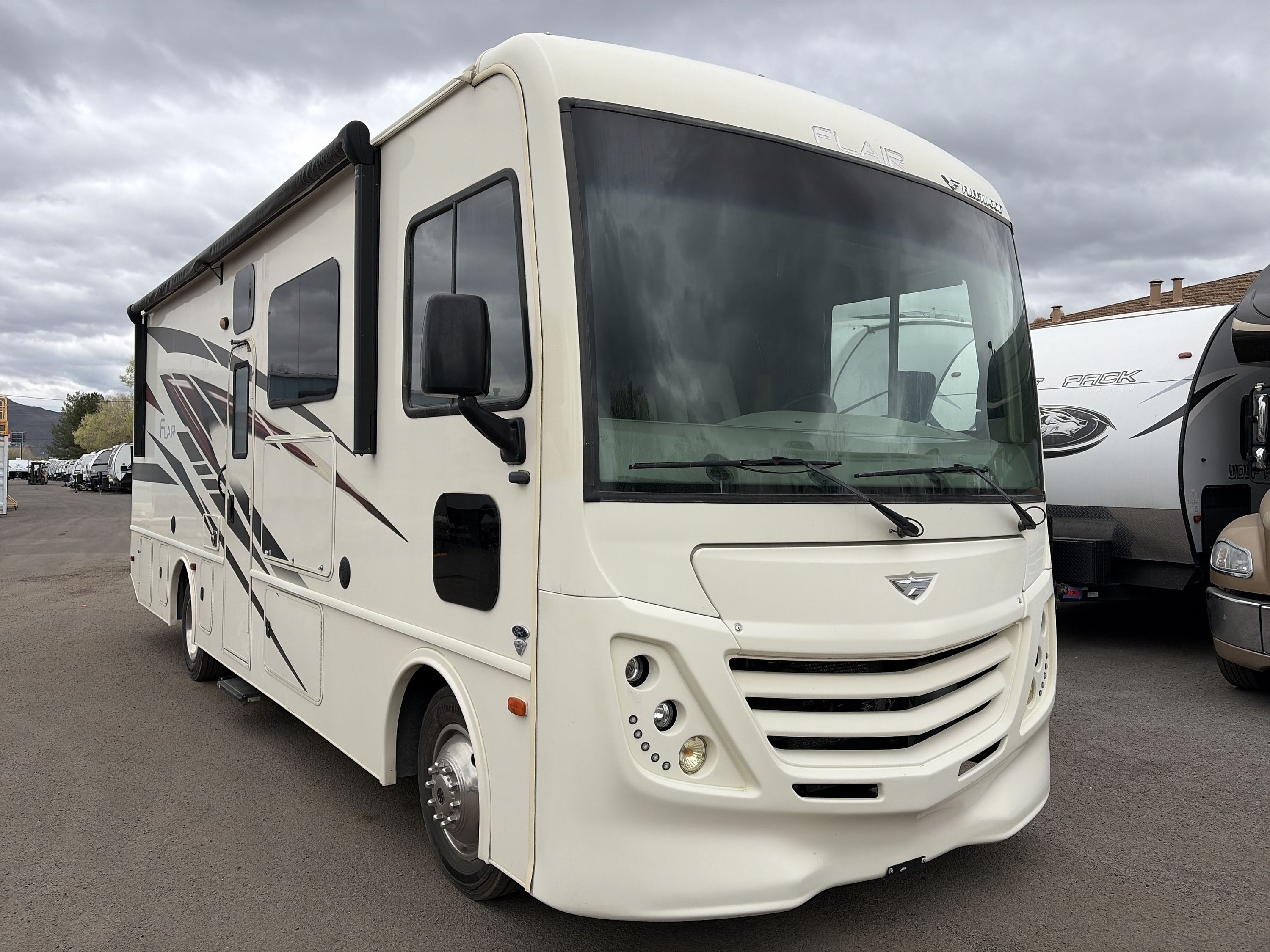 2021 Fleetwood FLAIR 28A RV