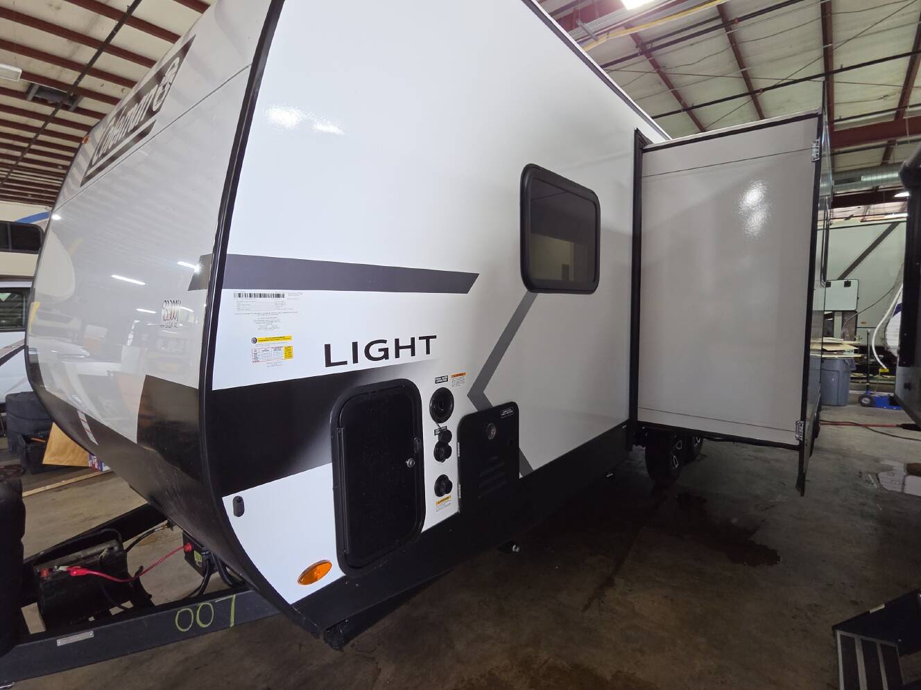 A photo of this 2027 Keystone COLEMAN LIGHT 22BX