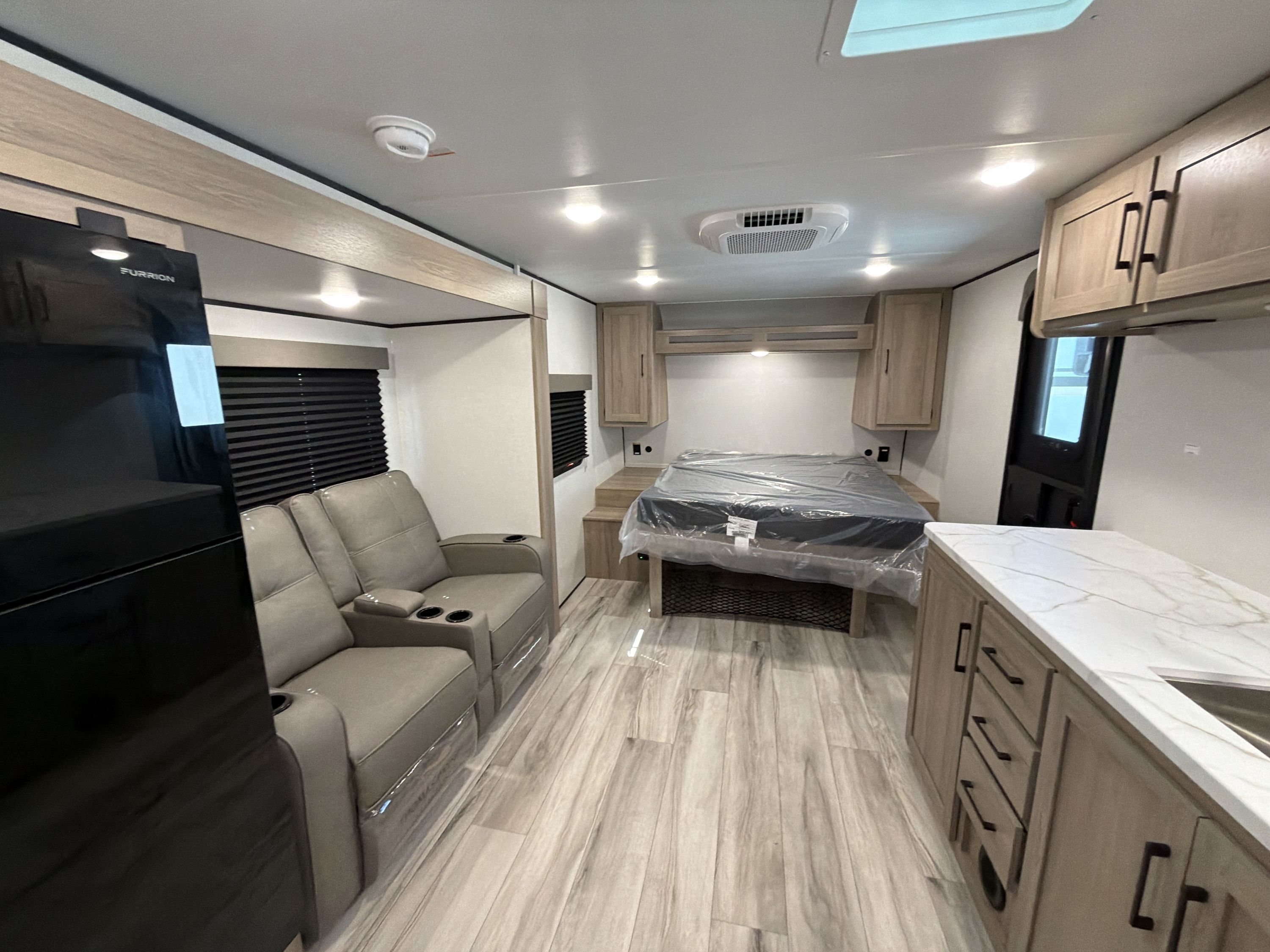 2027 Keystone COLEMAN LIGHT 18RX in vacaville CA