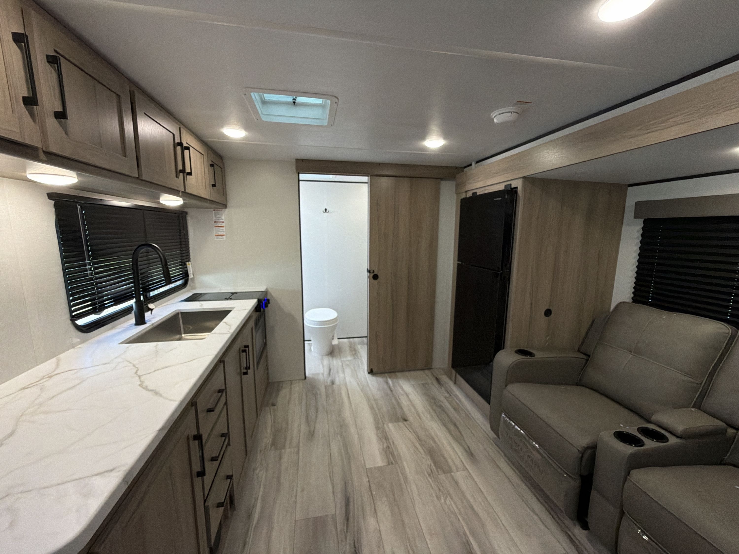 2027 Keystone COLEMAN LIGHT 18RX in vacaville CA