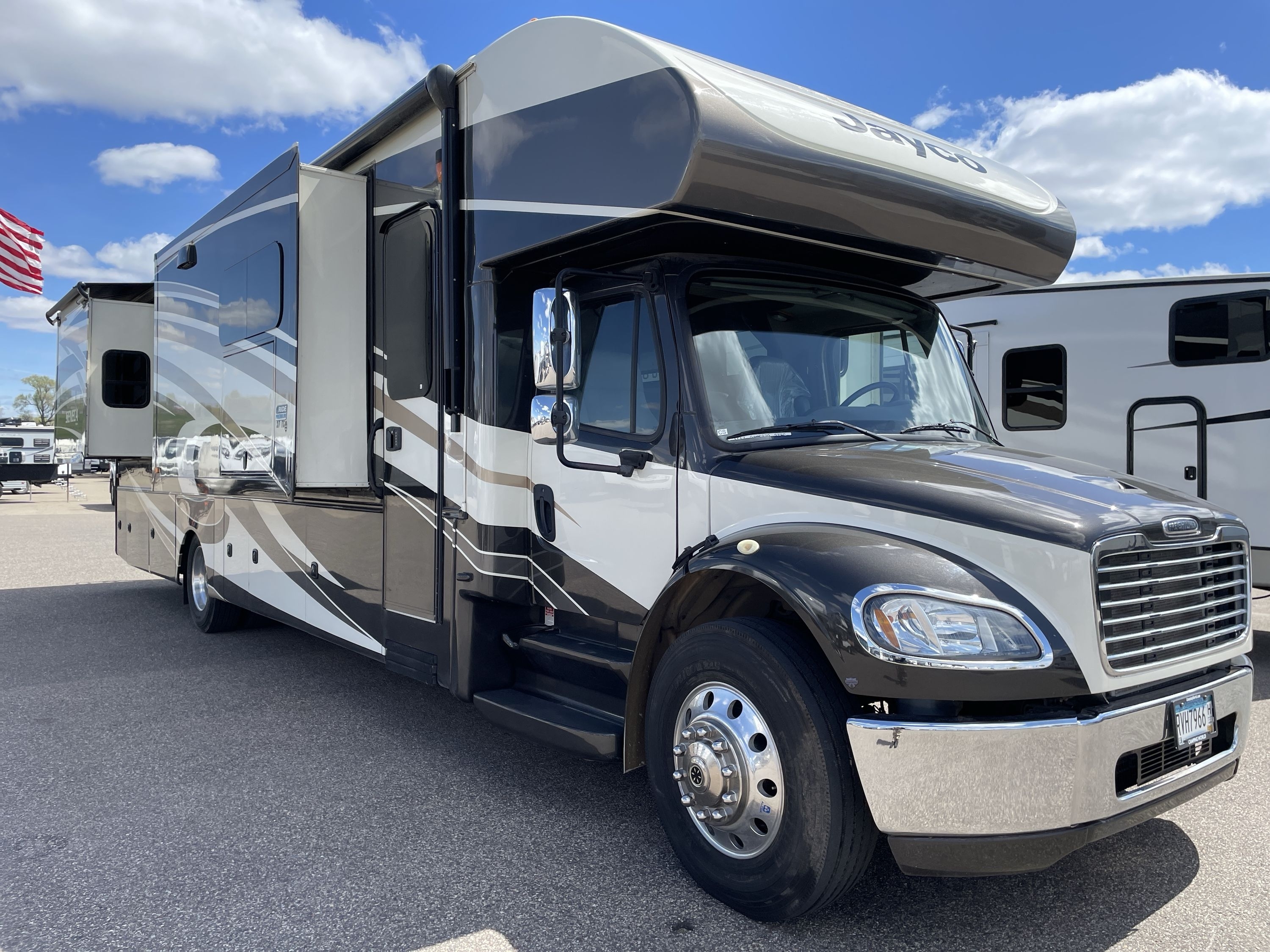 2016 Jayco SENECA 37TS RV
