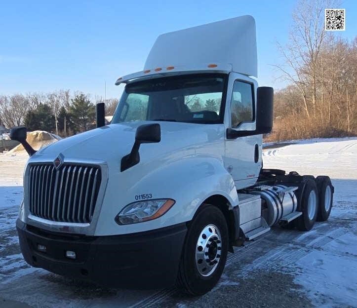 2020 INTERNATIONAL LT in South Holland, IL