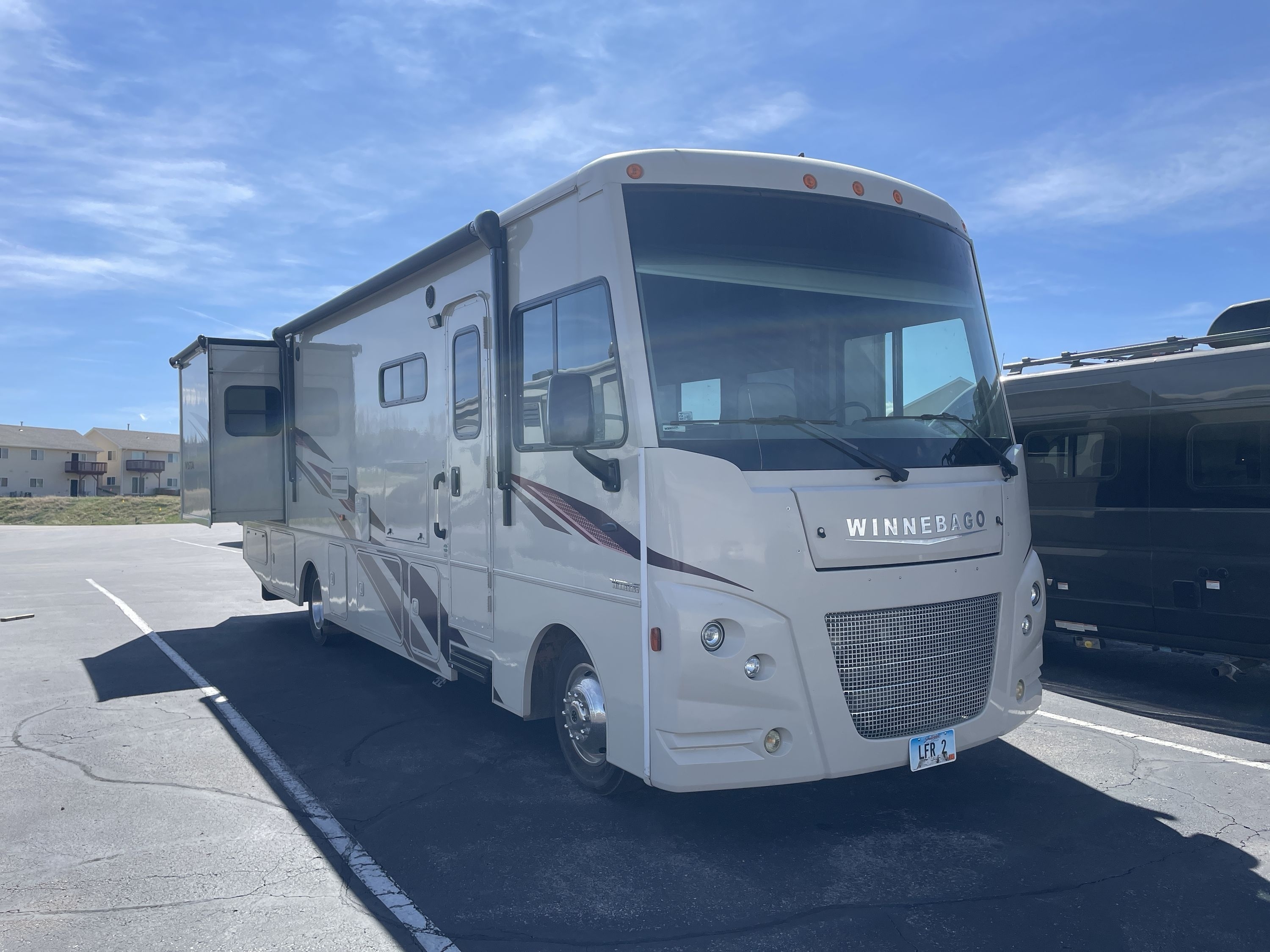 2019 Winnebago VISTA 32YE in summerset SD