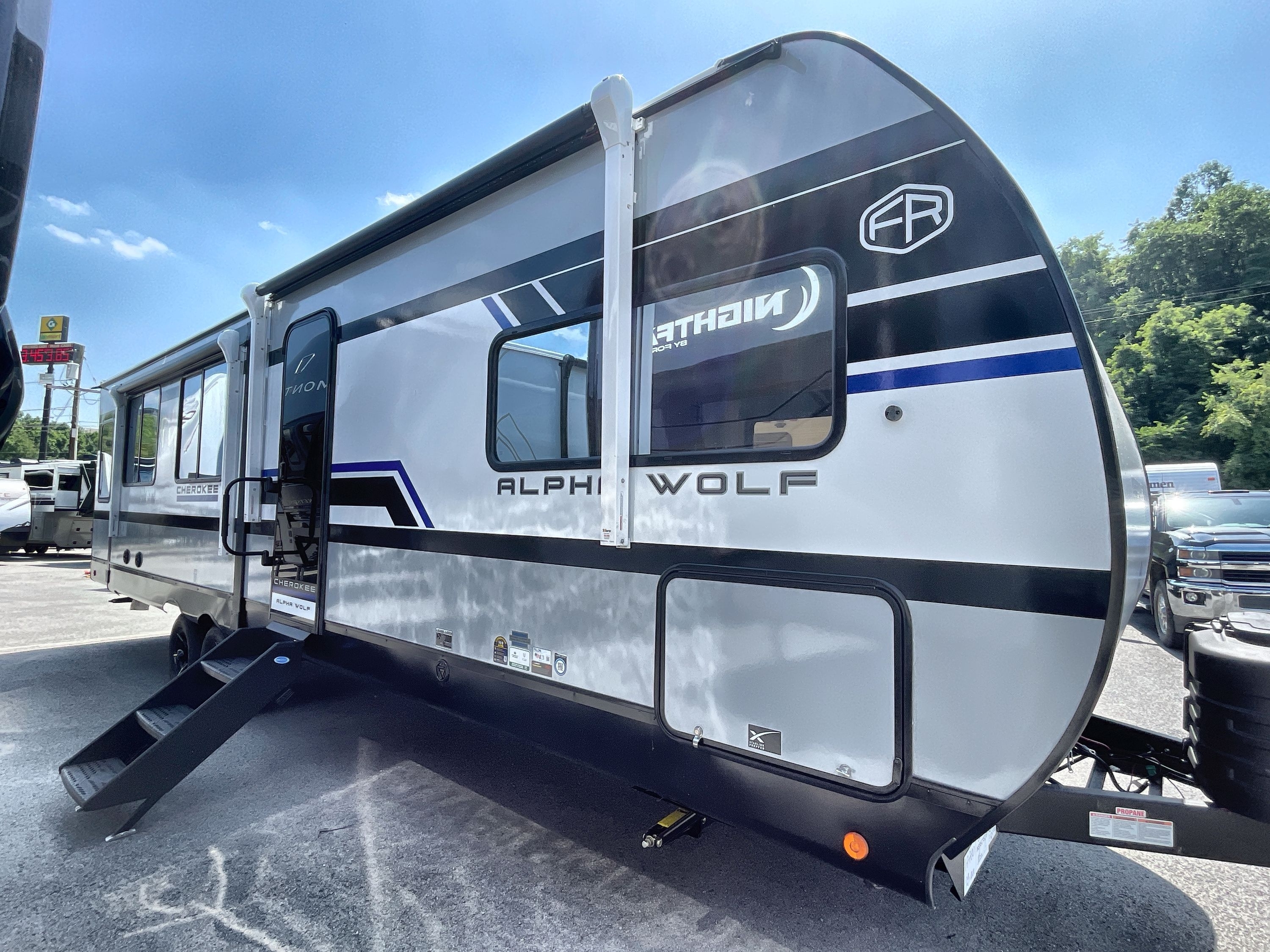 2027 Forest River ALPHA WOLF 28RLX in fairmont WV