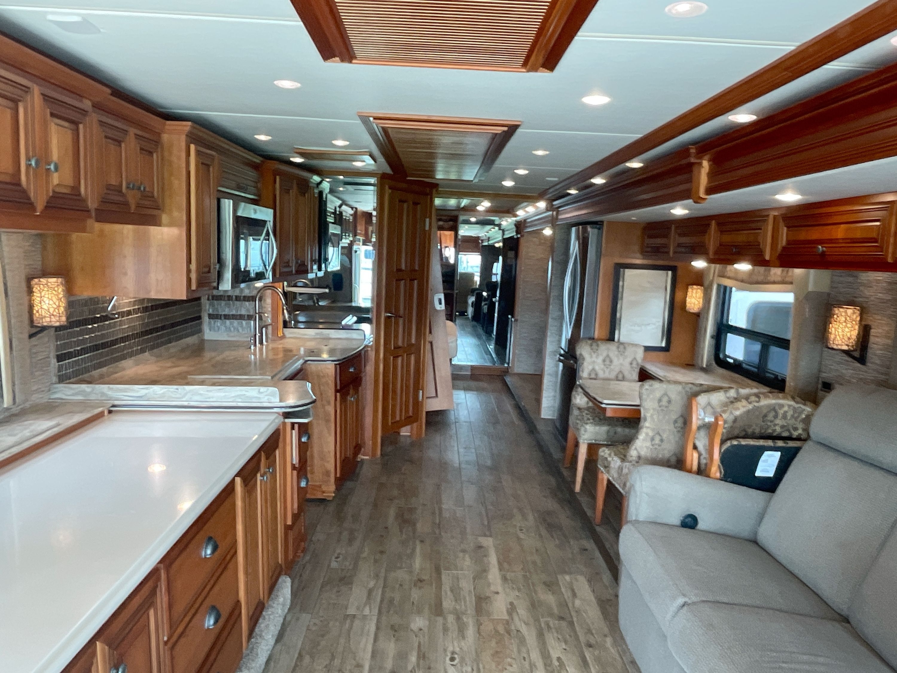 2017 Newmar DUTCH STAR 4018 in dover FL