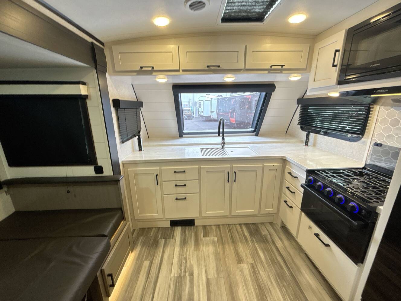 A photo of this 2024 Jayco WHITE HAWK 26FK