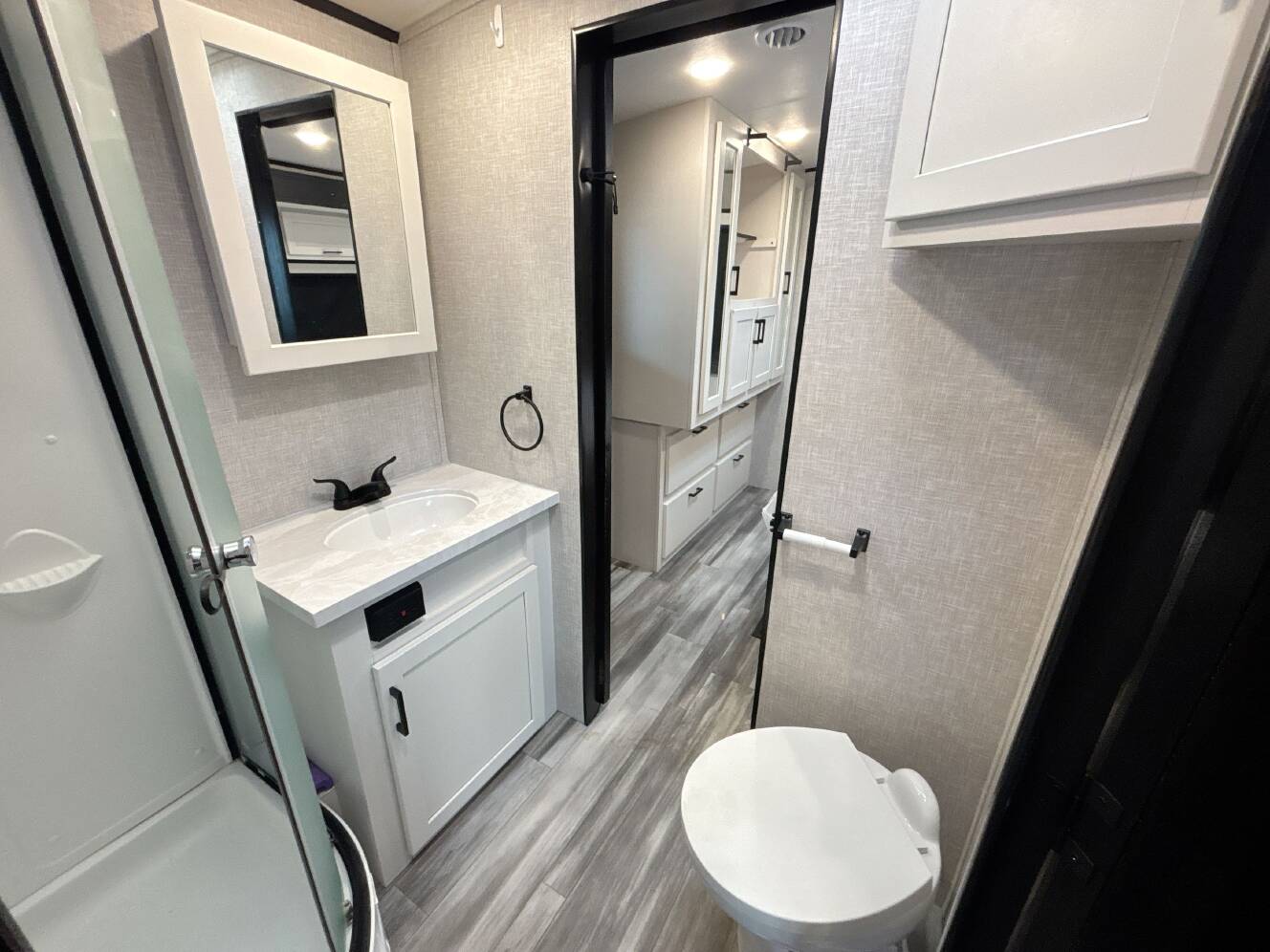 A photo of this 2024 Jayco WHITE HAWK 26FK