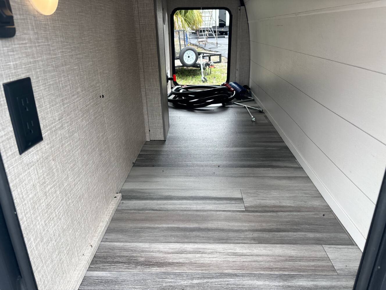 A photo of this 2024 Jayco WHITE HAWK 26FK