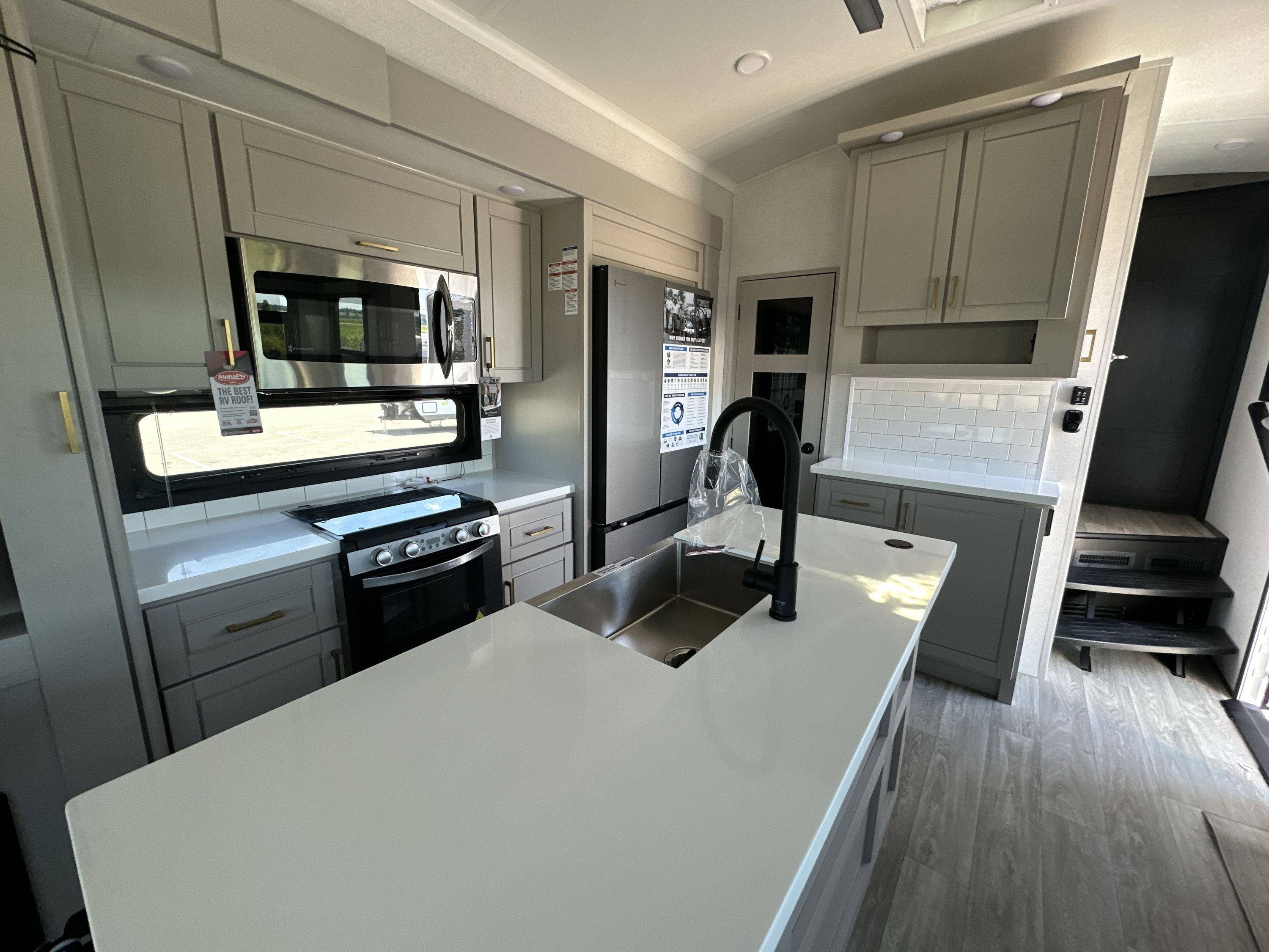2027 Jayco NORTH POINT 310RLTS in scott city MO