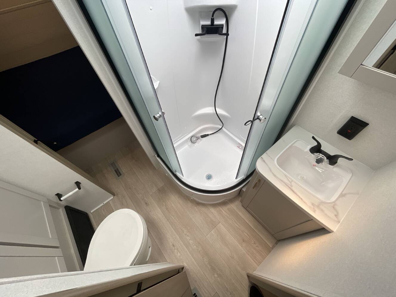 A photo of this 2027 Jayco JAY FLIGHT 262RLSW