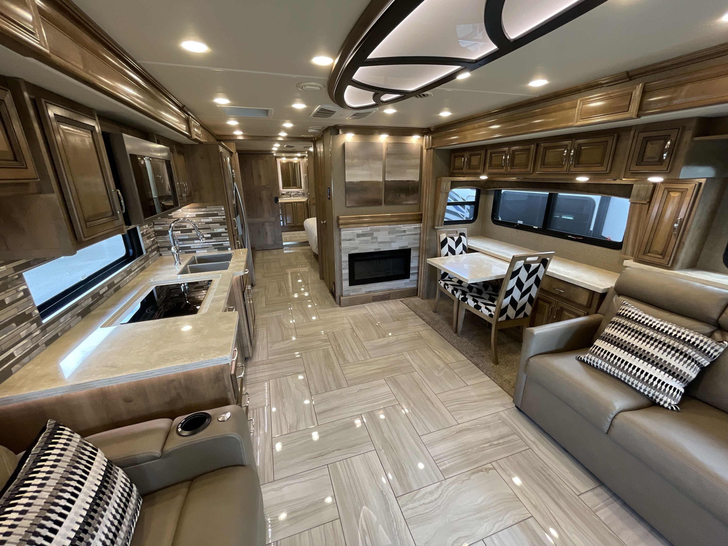 2020 Fleetwood DISCOVERY 38W in liberty lake WA