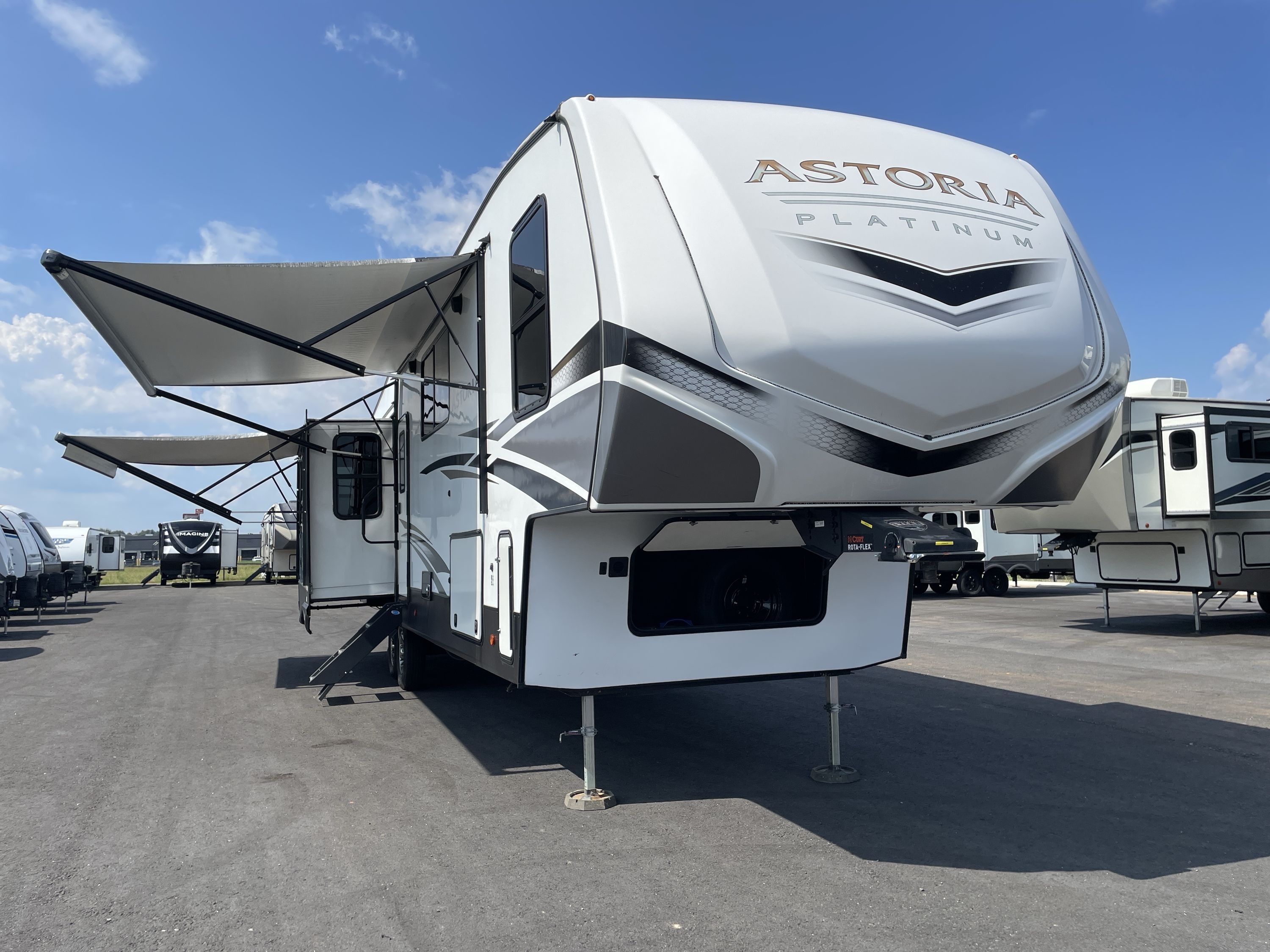 2022 Dutchmen ASTORIA 3553MBP in byron GA