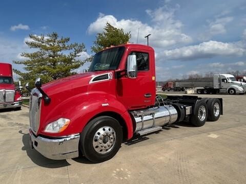 2022 KENWORTH T680 in East Saint Louis, IL