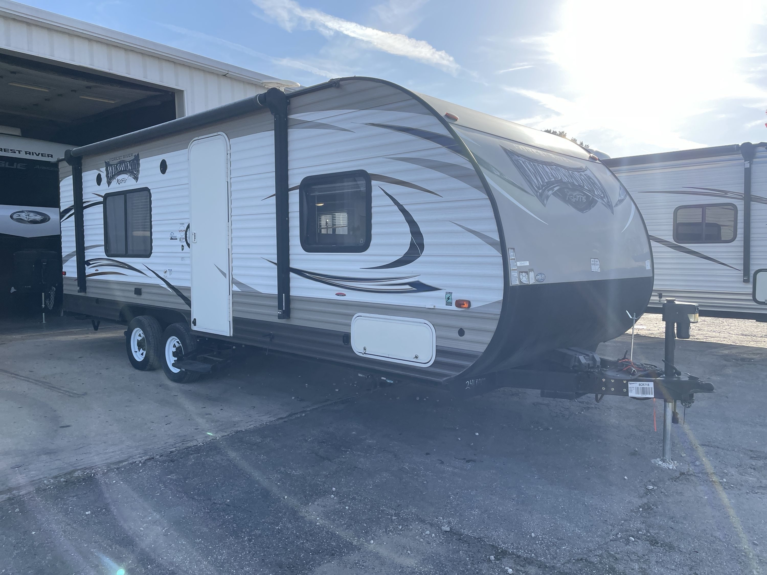2018 Forest River WILDWOOD X-LITE 241QBXL RV