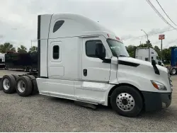 2021 FREIGHTLINER CASCADIA 126