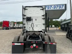 2021 FREIGHTLINER CASCADIA 126
