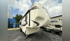2019 Forest River CEDAR CREEK SILVERBACK 33IK RV