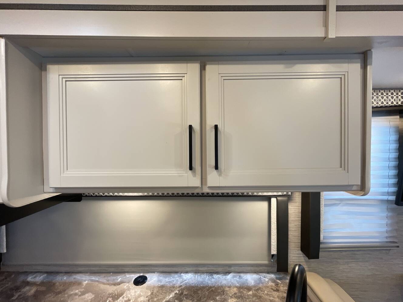 A photo of this 2023 Thor CHATEAU 31WV