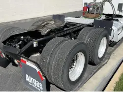 2017 PETERBILT 579