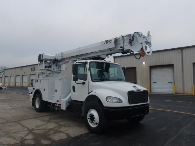 2020 FREIGHTLINER BUSINESS CLASS M2 106 in Fort Wayne, IN