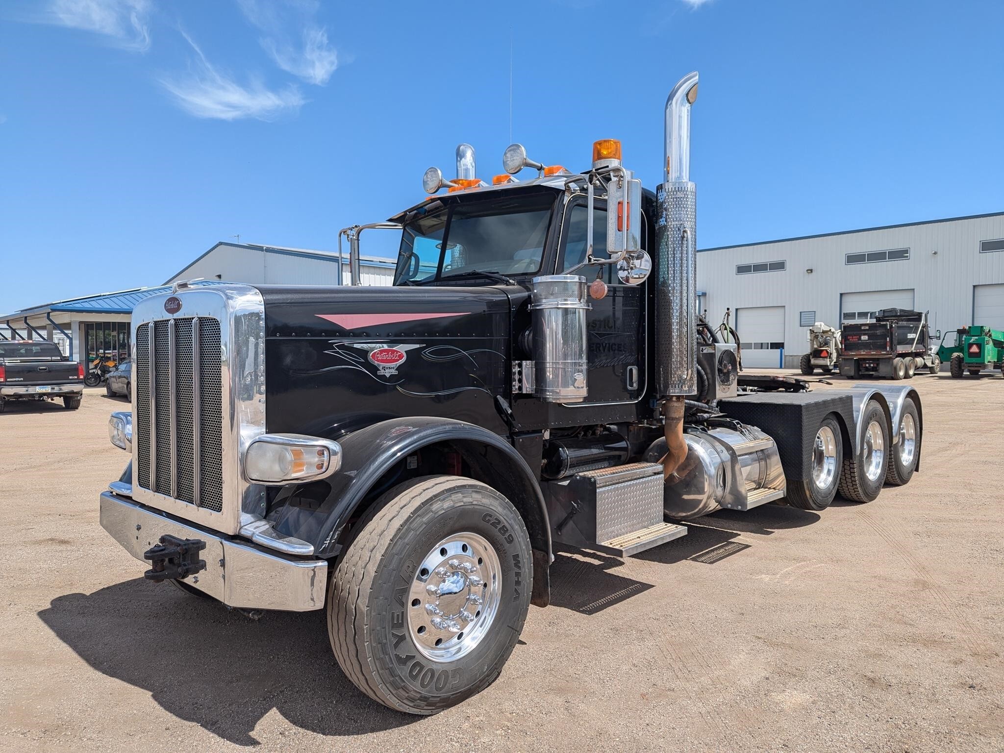 2008 PETERBILT 388 in Sawyer, KS