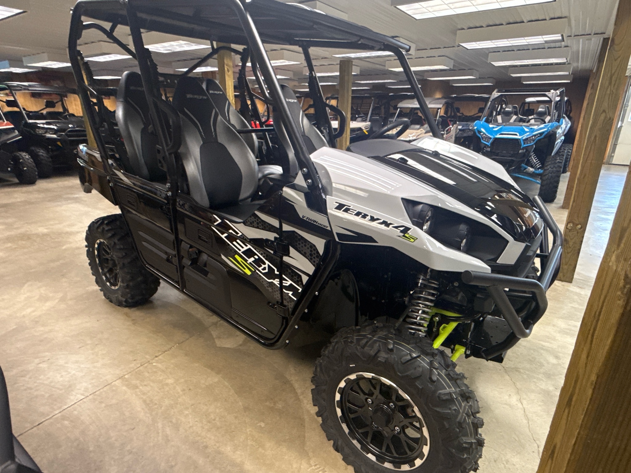 2025 Kawasaki Teryx4™ S LE in berkeley springs WV