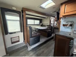 2018 LANCE LANCE 1172