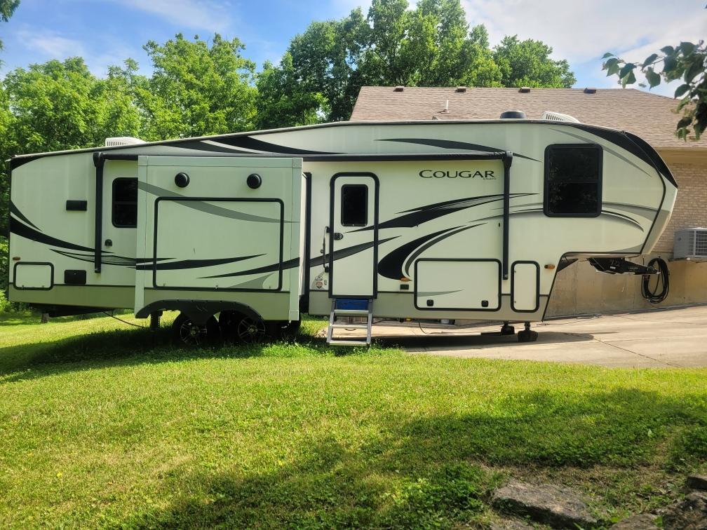 2020 Keystone COUGAR HALF-TON 29RKS RV