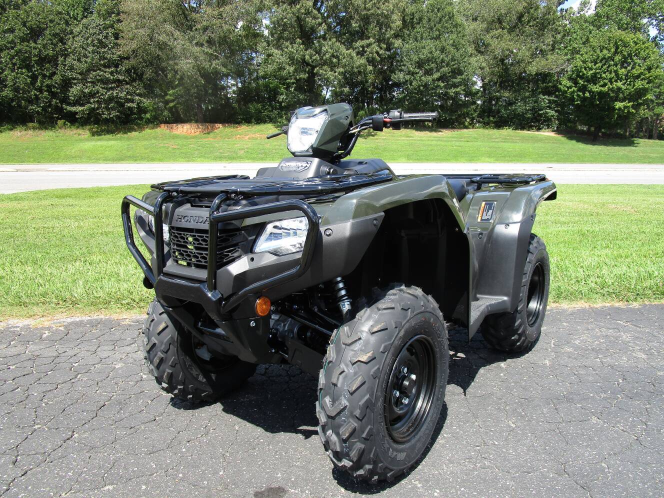 A photo of this 2027 Honda FourTrax Foreman 4x4