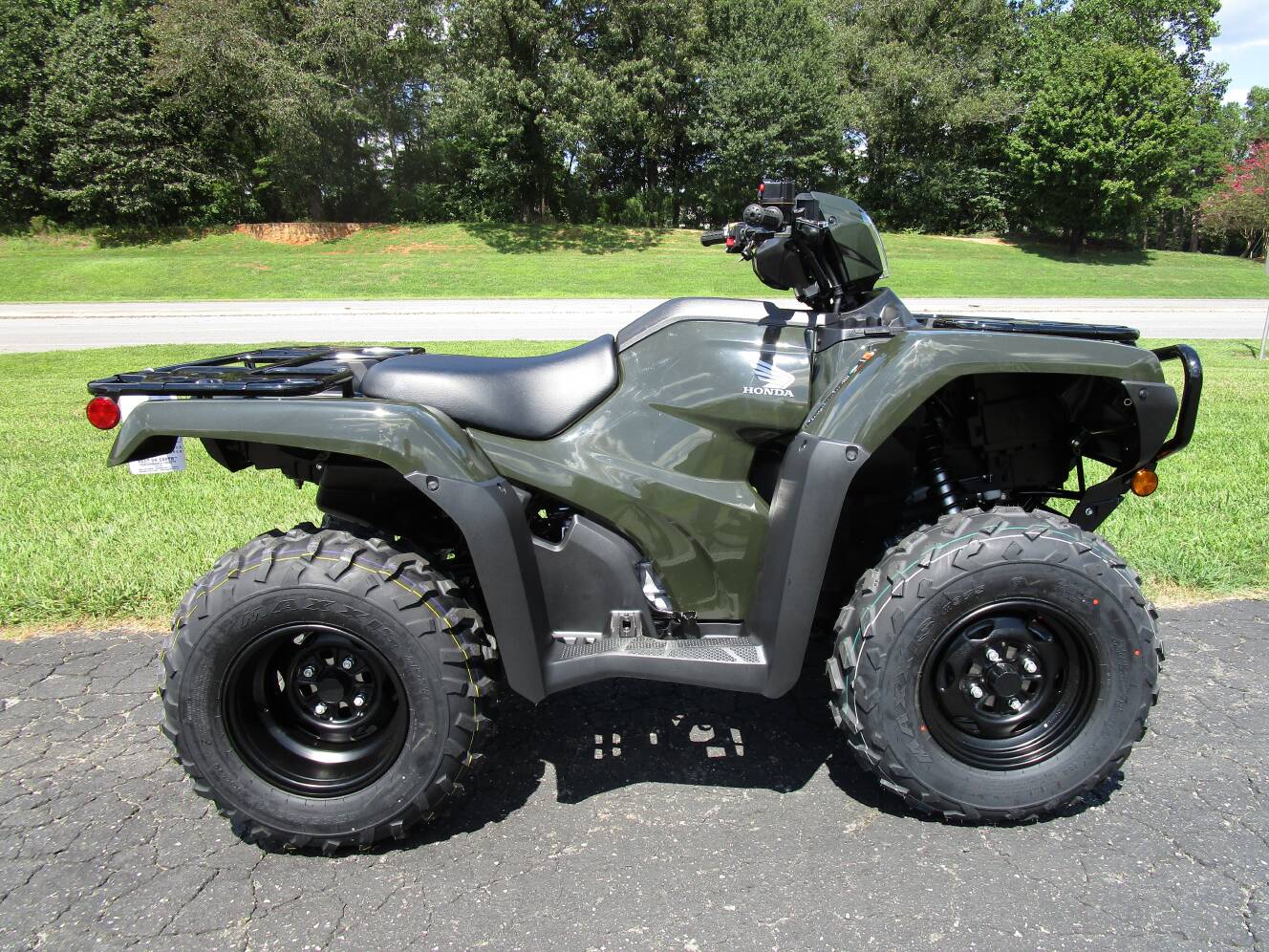 A photo of this 2027 Honda FourTrax Foreman 4x4