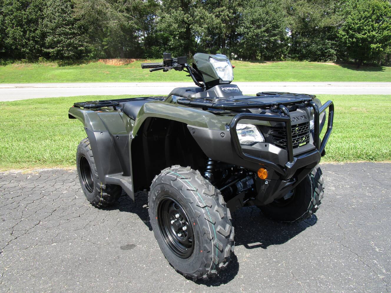 A photo of this 2027 Honda FourTrax Foreman 4x4