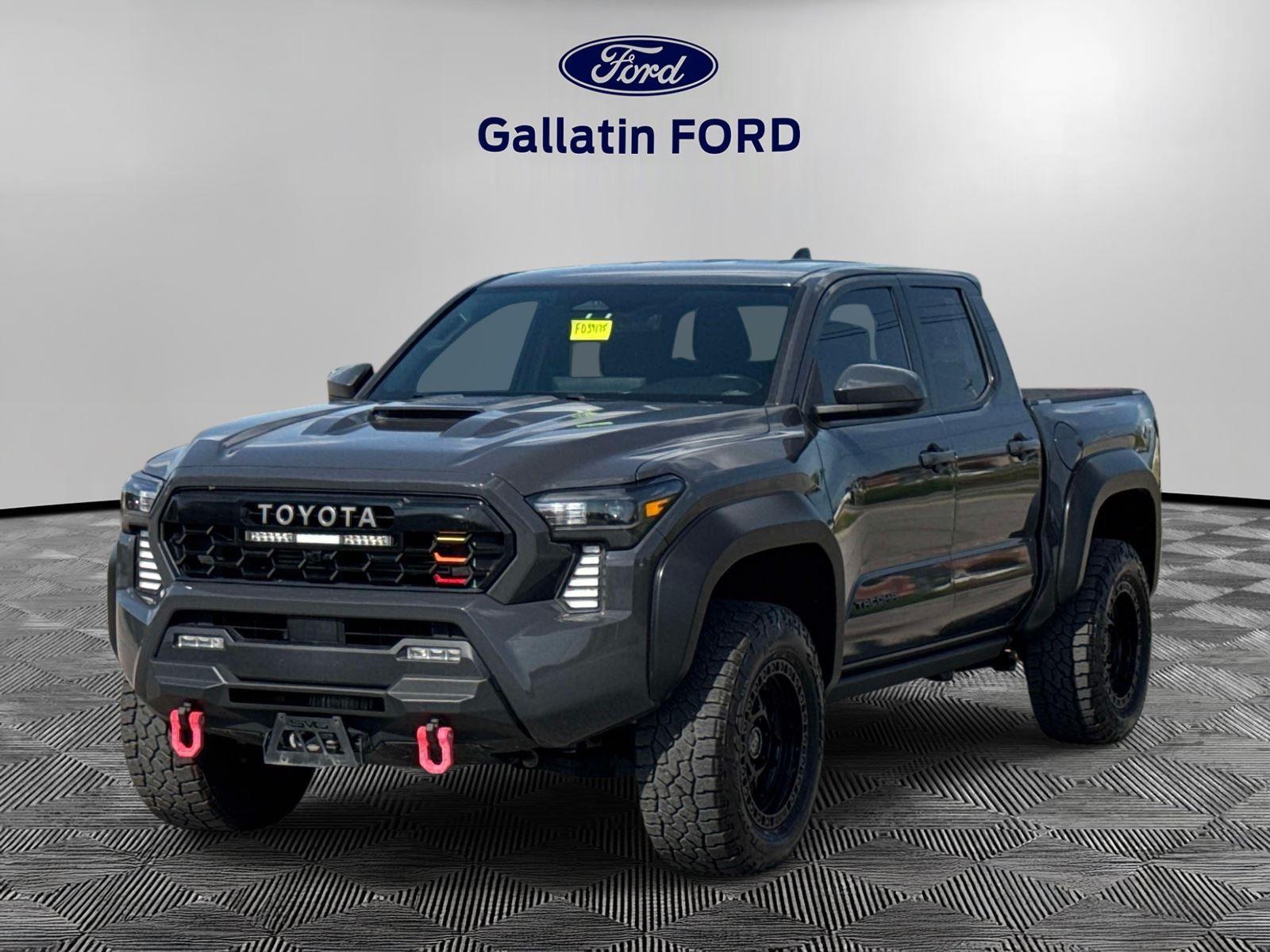 2024 TOYOTA TACOMA in Gallatin, TN
