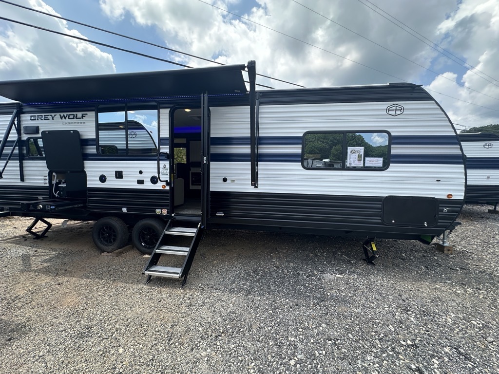 2027 Forest River CHEROKEE GREY WOLF 26SS RV