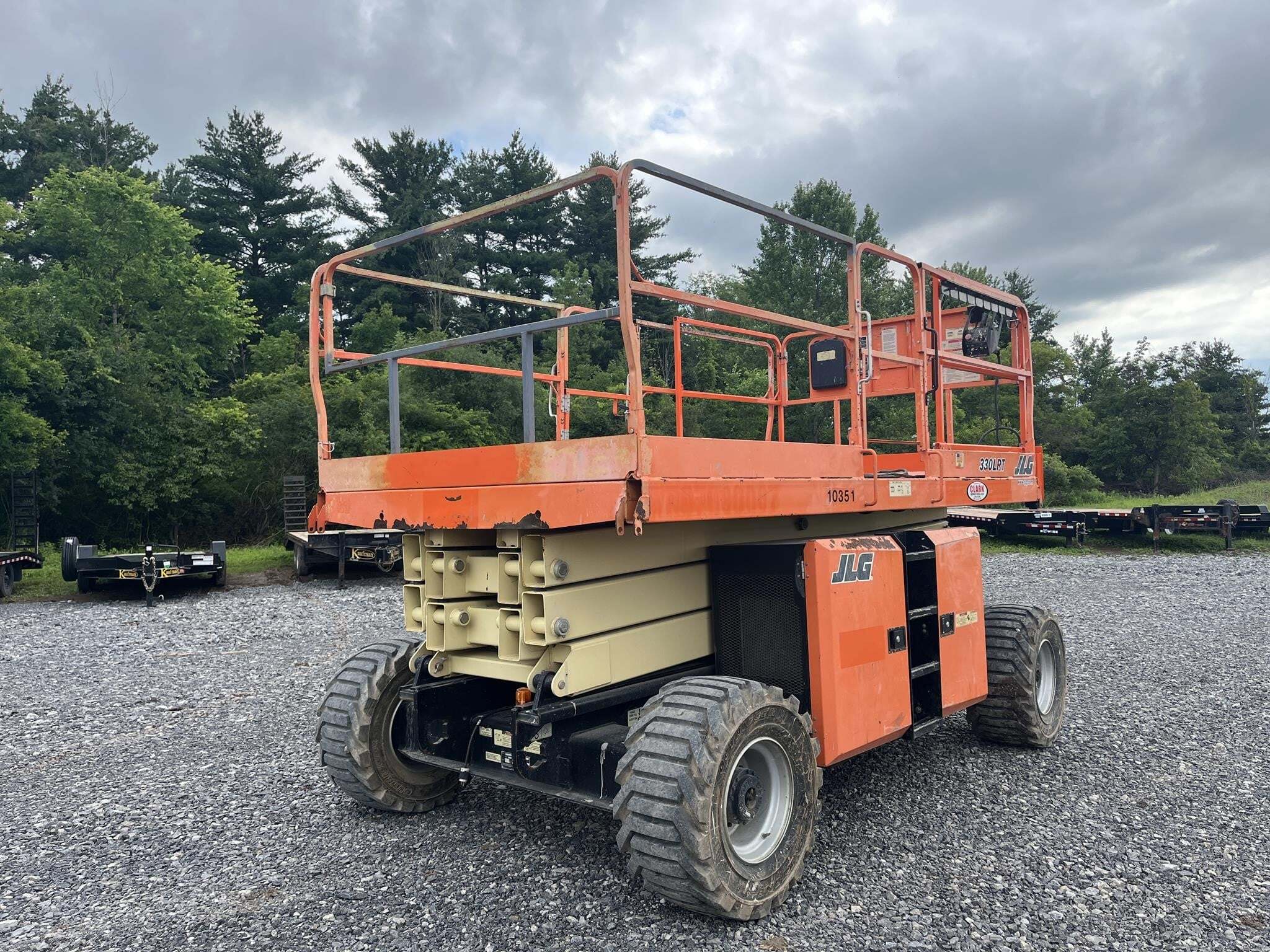 2017 JLG 330LRT in Canastota, NY