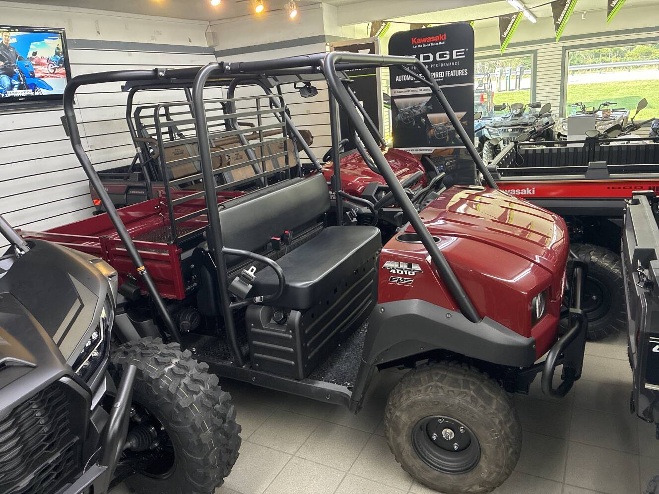 A photo of this 2026 Kawasaki MULE 4010 TRANS 4X4