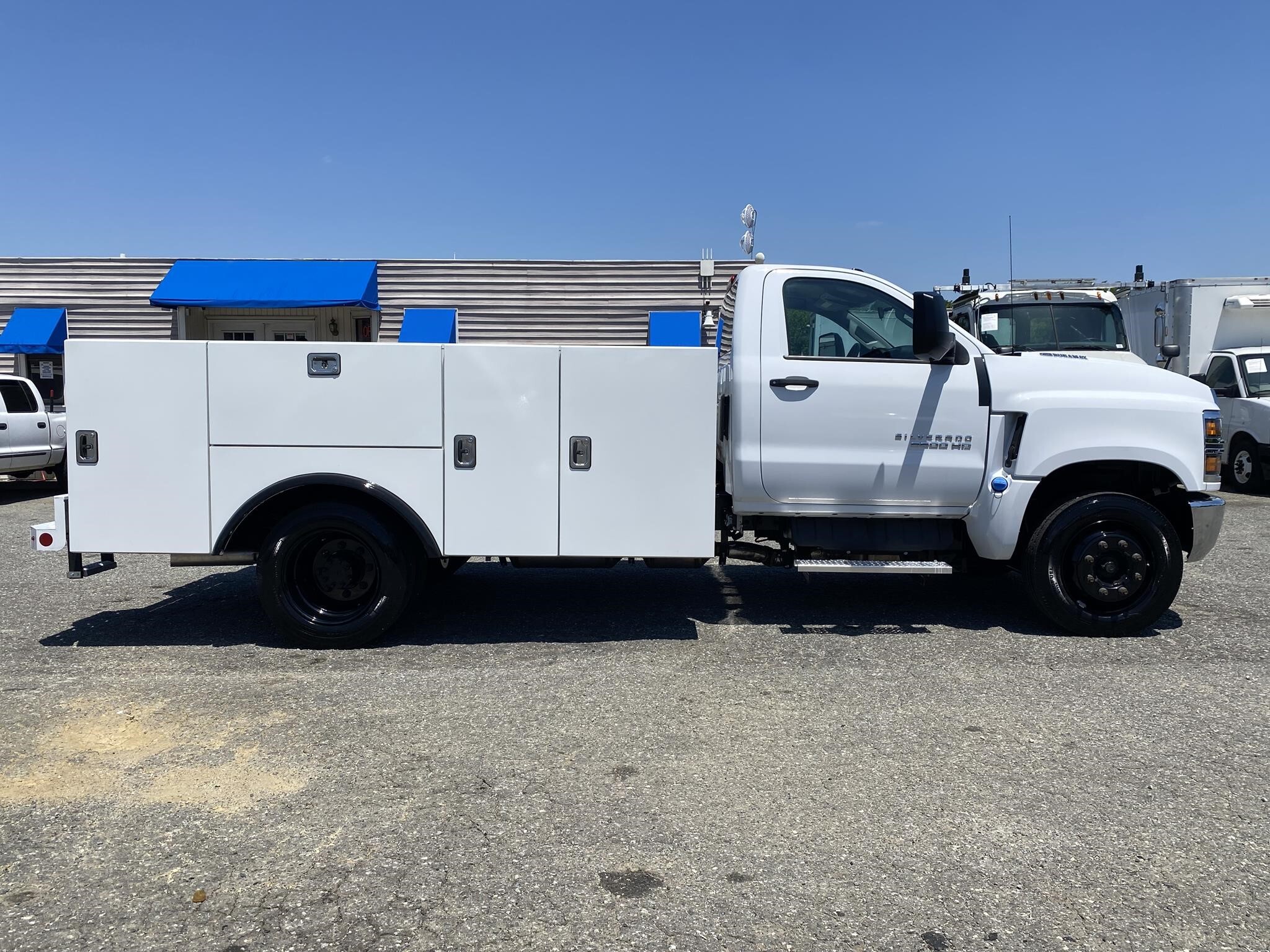 2024 CHEVROLET SILVERADO 5500HD in Greensboro, NC