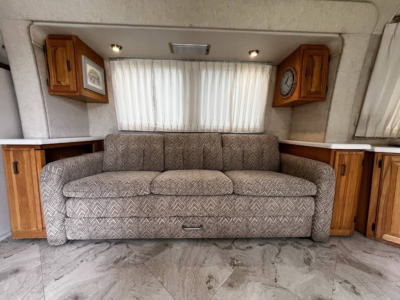 A photo of this 2004 Airstream CLASSIC 34