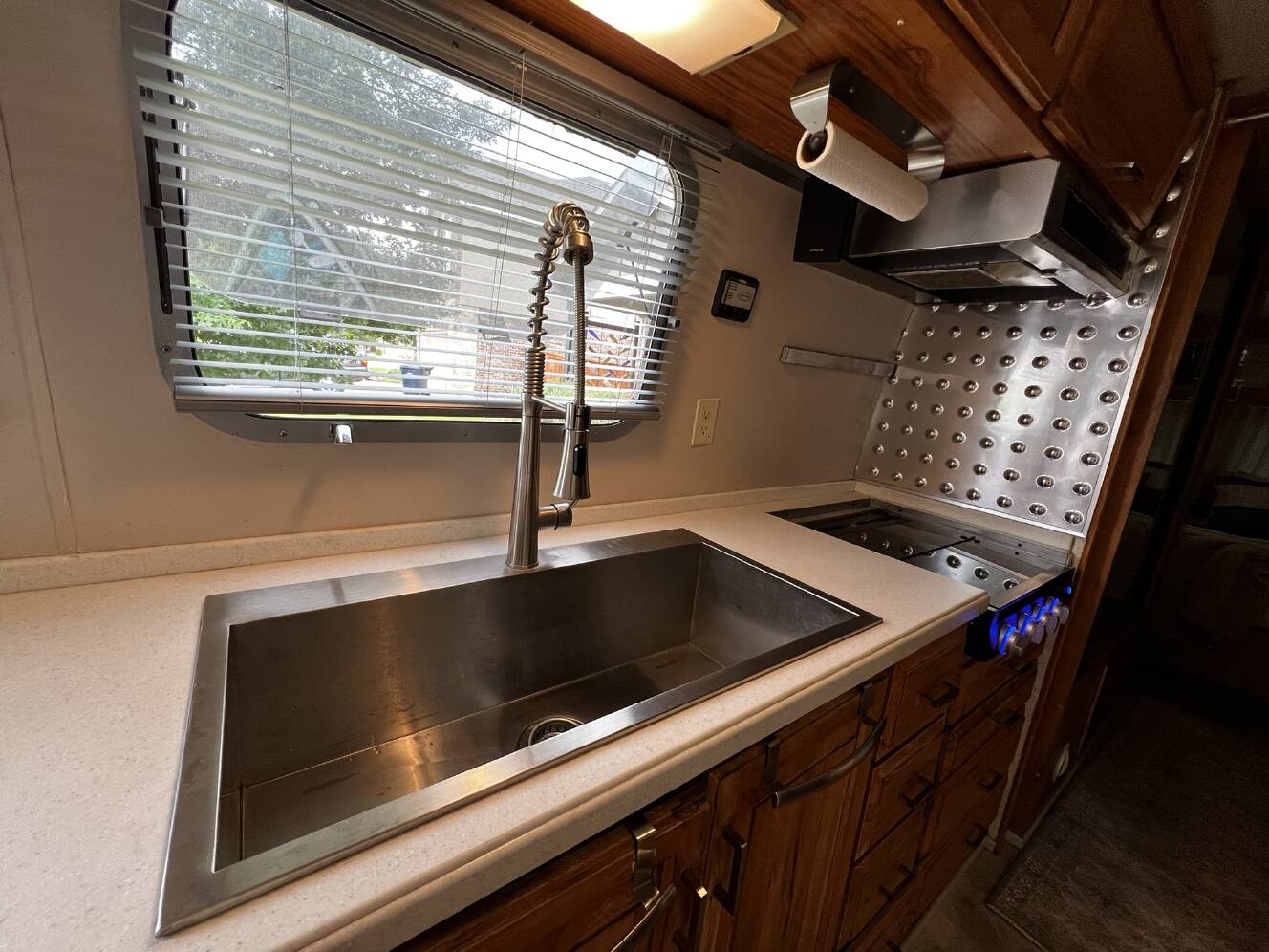 A photo of this 2004 Airstream CLASSIC 34