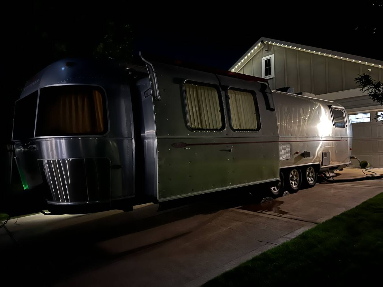 A photo of this 2004 Airstream CLASSIC 34