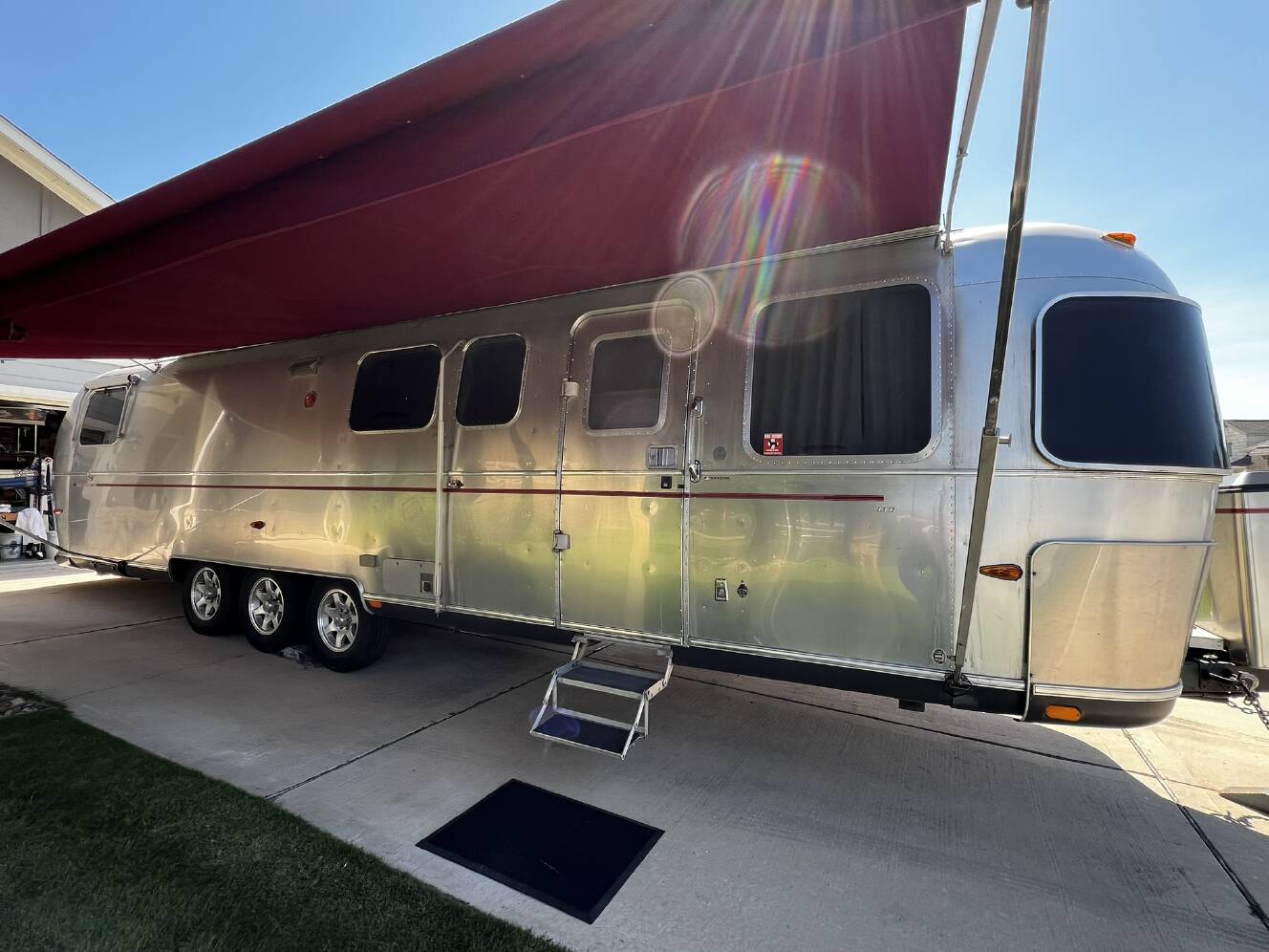 A photo of this 2004 Airstream CLASSIC 34