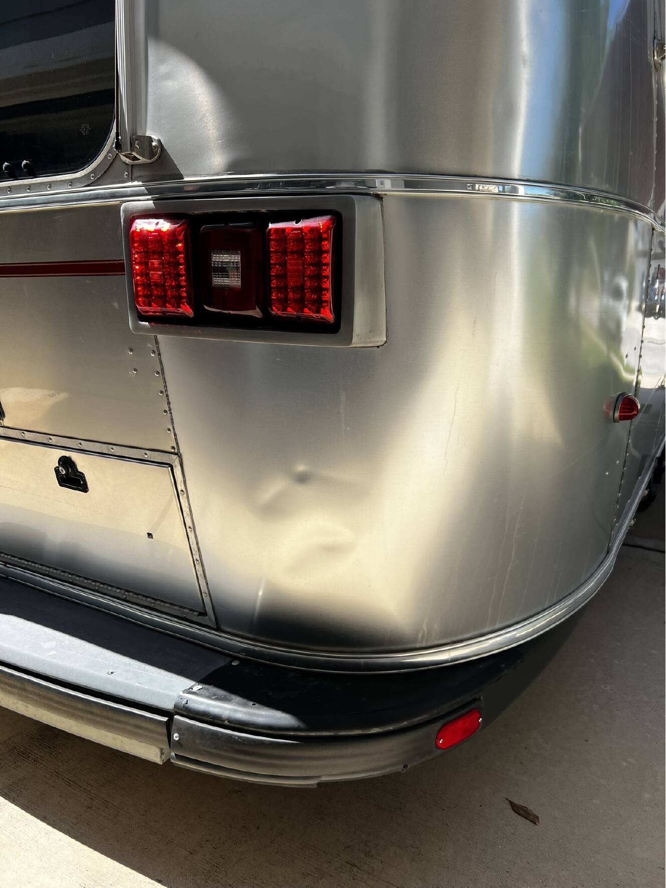 A photo of this 2004 Airstream CLASSIC 34