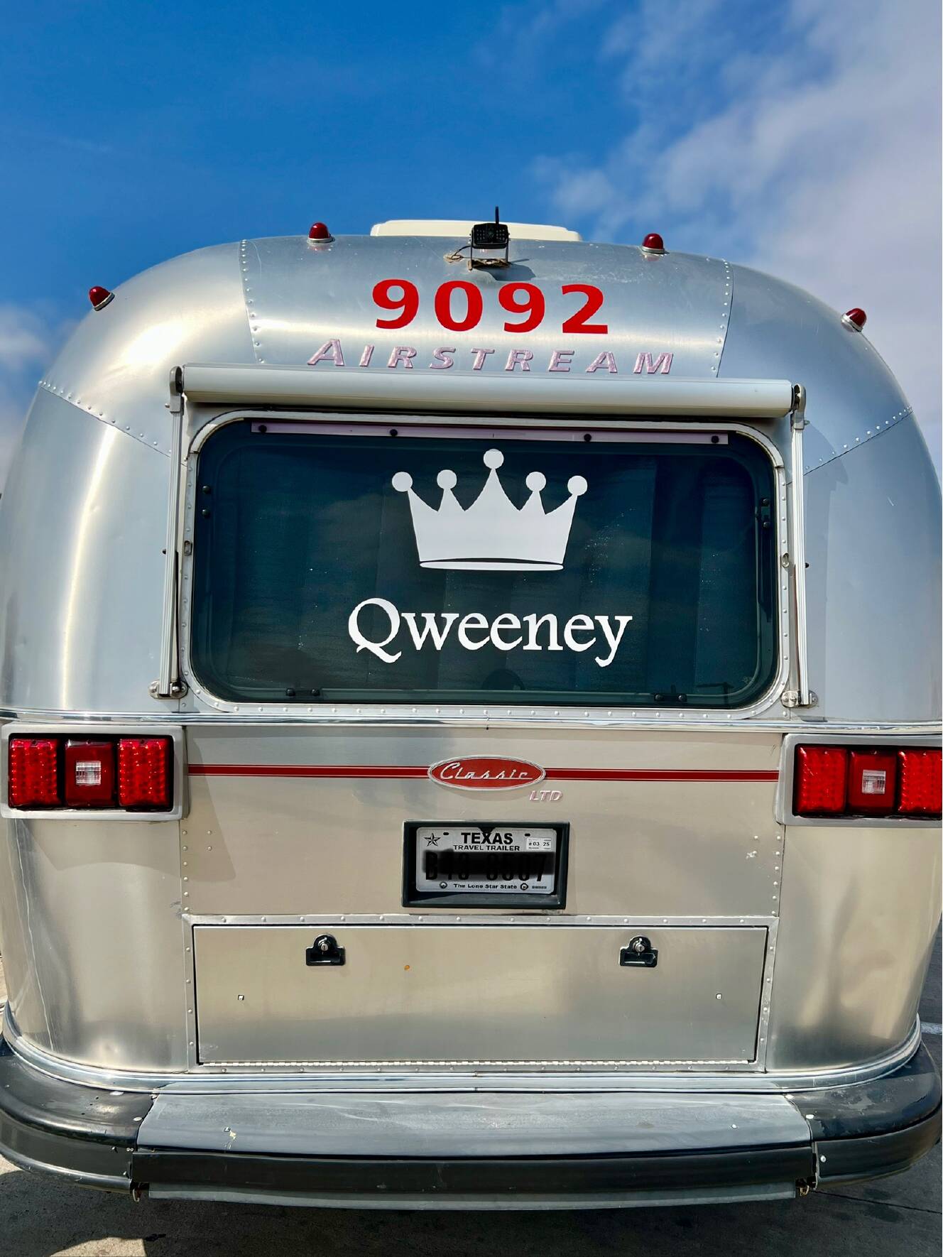 A photo of this 2004 Airstream CLASSIC 34