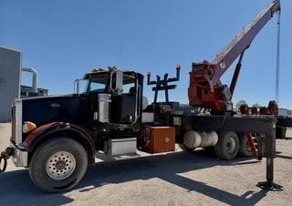 2012 PETERBILT 367 in Longwood, FL