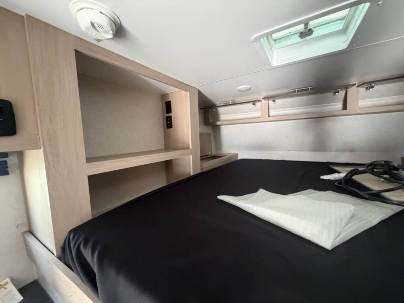 A photo of this 2026 Travel Lite UP COUNTRY 850U